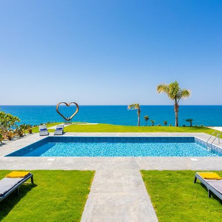 Villa Beach Heaven Pomos Eksteriør bilde