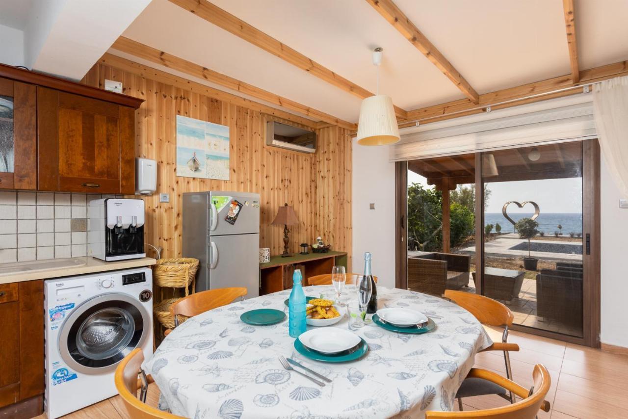 Villa Beach Heaven Pomos Eksteriør bilde